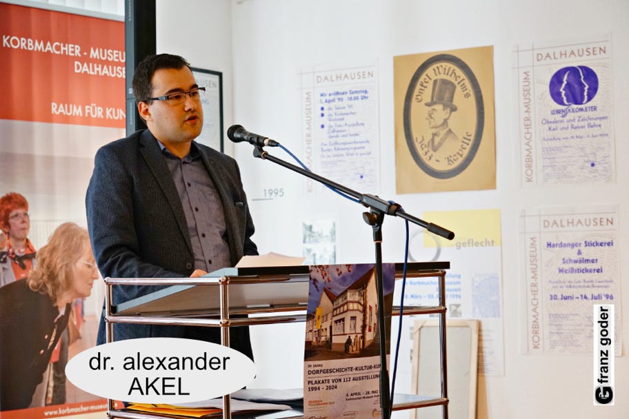 korbmacher_museum_ausstellung_30jahre_kultur_kunst_grusswort_alexander_akel_foto_franz_goder